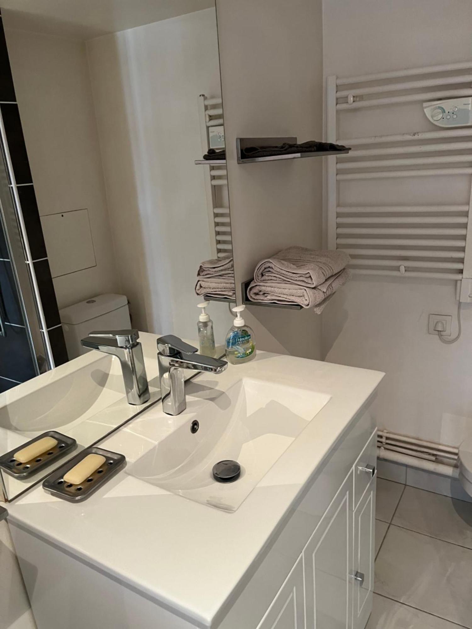 Bel Appartement Chic Et Cosy 78100 Saint-Germain-en-Laye Exteriör bild